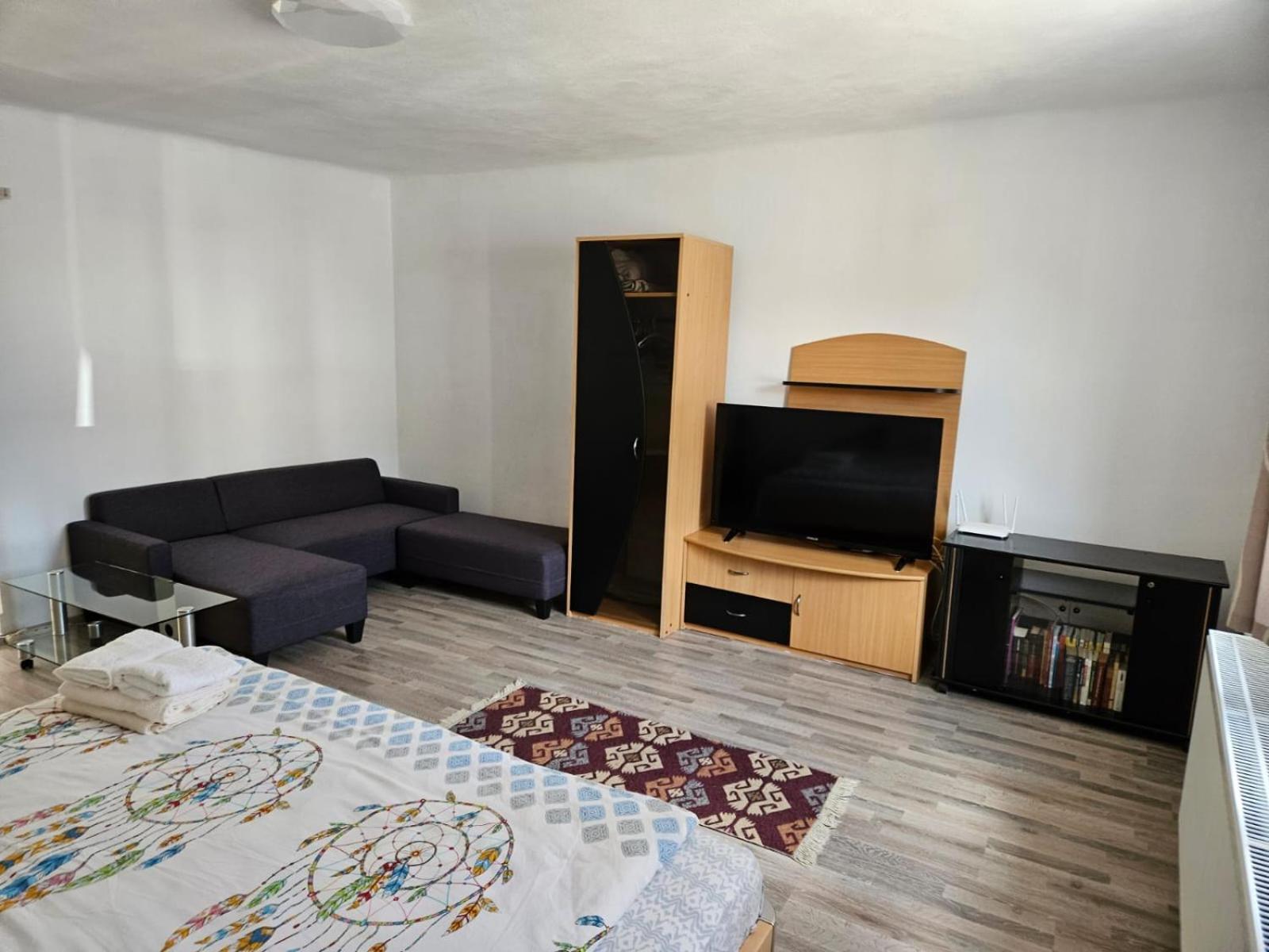 Seventeen -Apartament La Casa Арад Екстер'єр фото